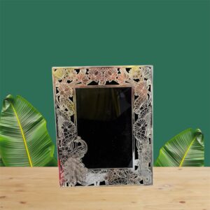 Exclusive Frame