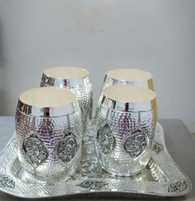 4 Silver Glass & a Tray Set